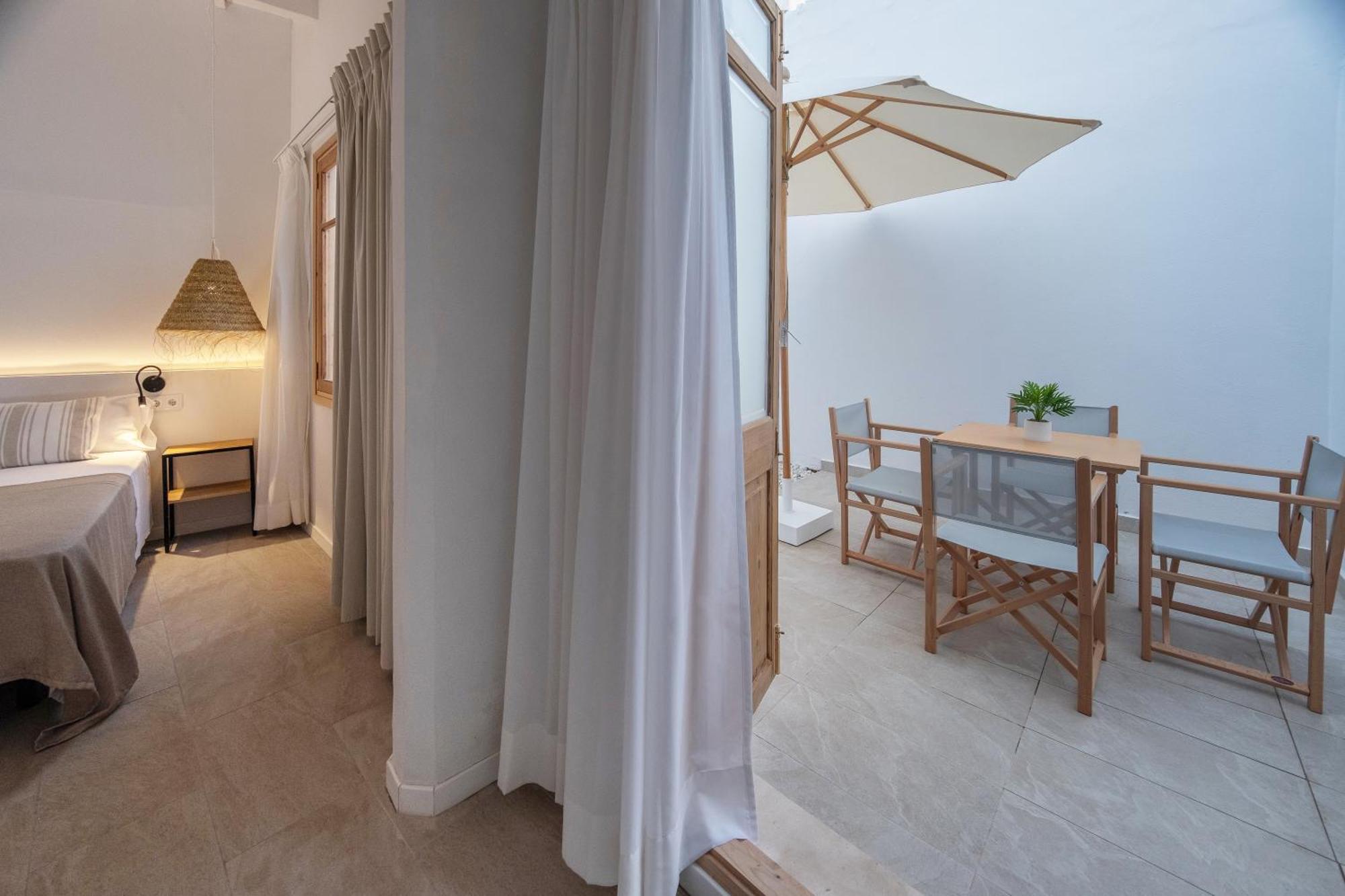 Tres Tocs Hotel Ciutadella  Eksteriør billede