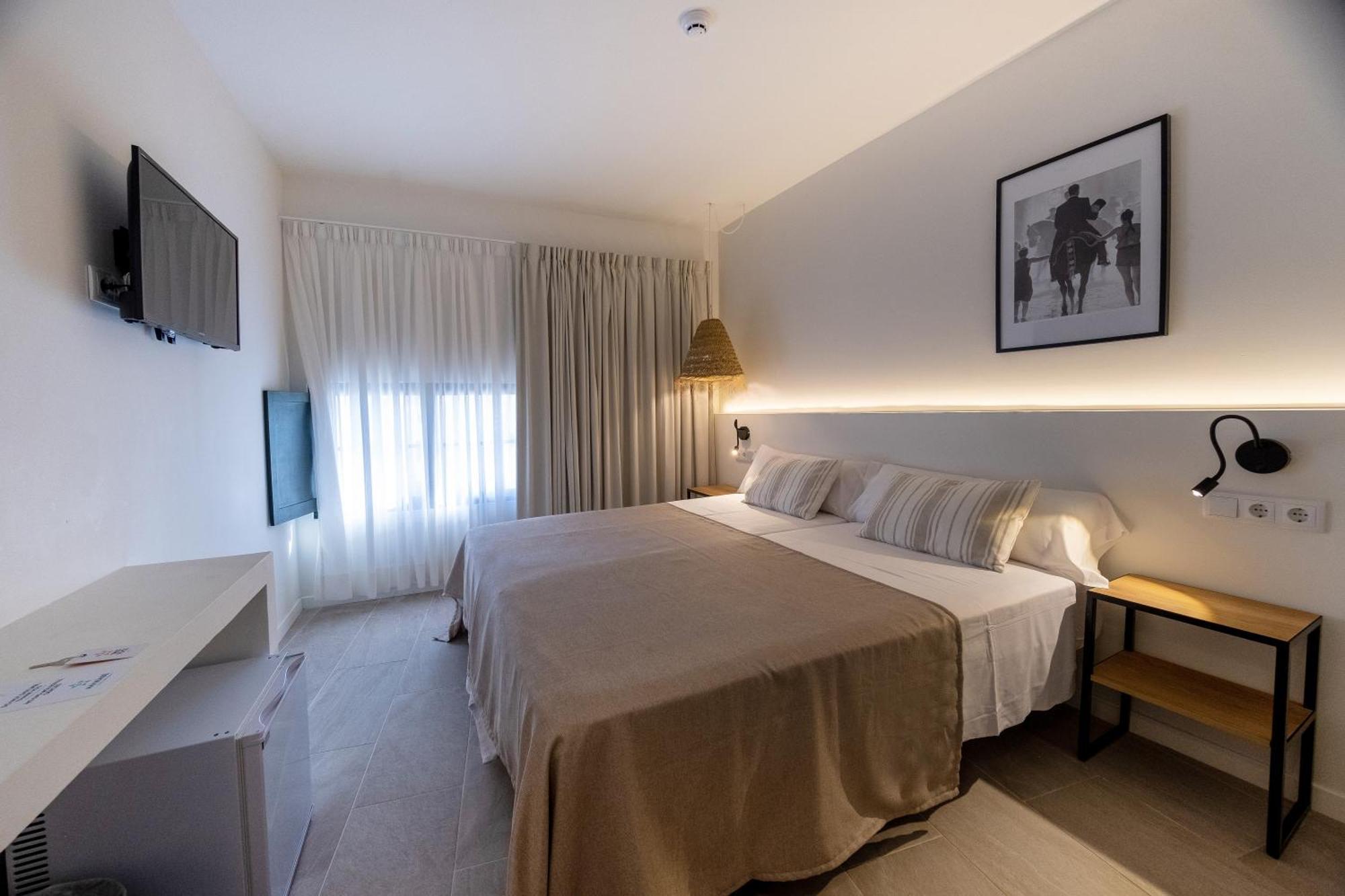Tres Tocs Hotel Ciutadella  Eksteriør billede